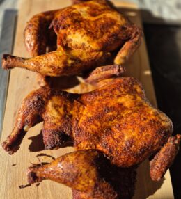 Lapított BBQ Csirke Smokerben