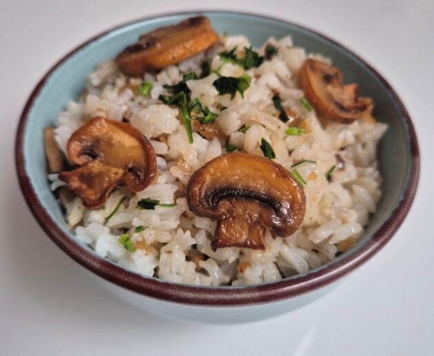 Gombás rizs hagymával