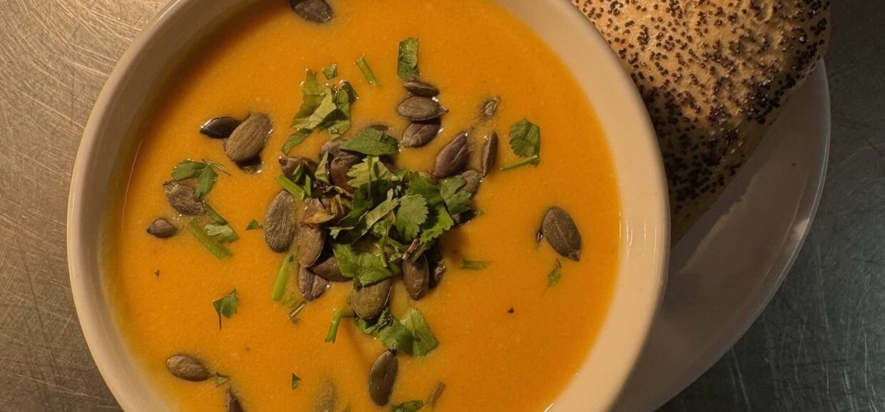 kókusztejes édesburgonya-krémleves