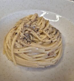 Cacio e pepe, a 3 összetevős olasz tészta