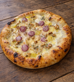 Gourmet Pear and Gorgonzola Pizza