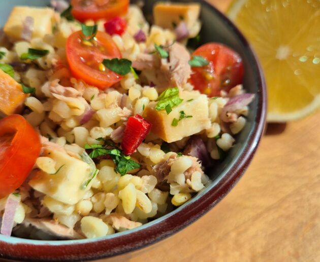 Tonhalas bulgursaláta