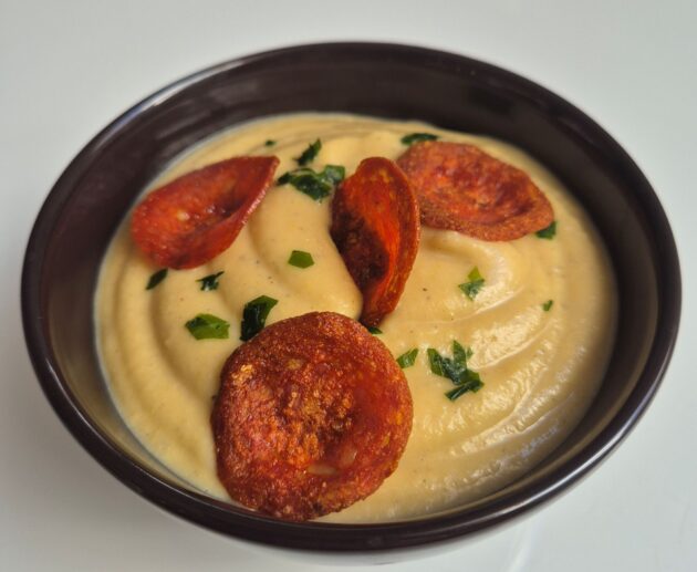 Vöröslencse krémleves