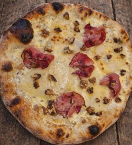 Pear and Gorgonzola Pizza Recipe – With Black Forest Ham