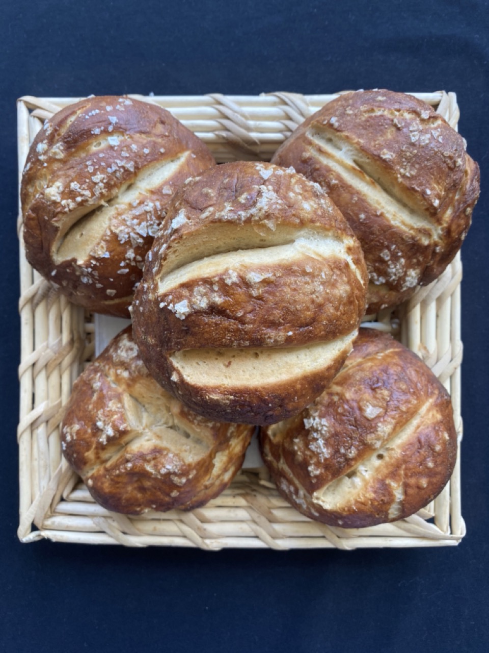 Pretzel burger buci recept