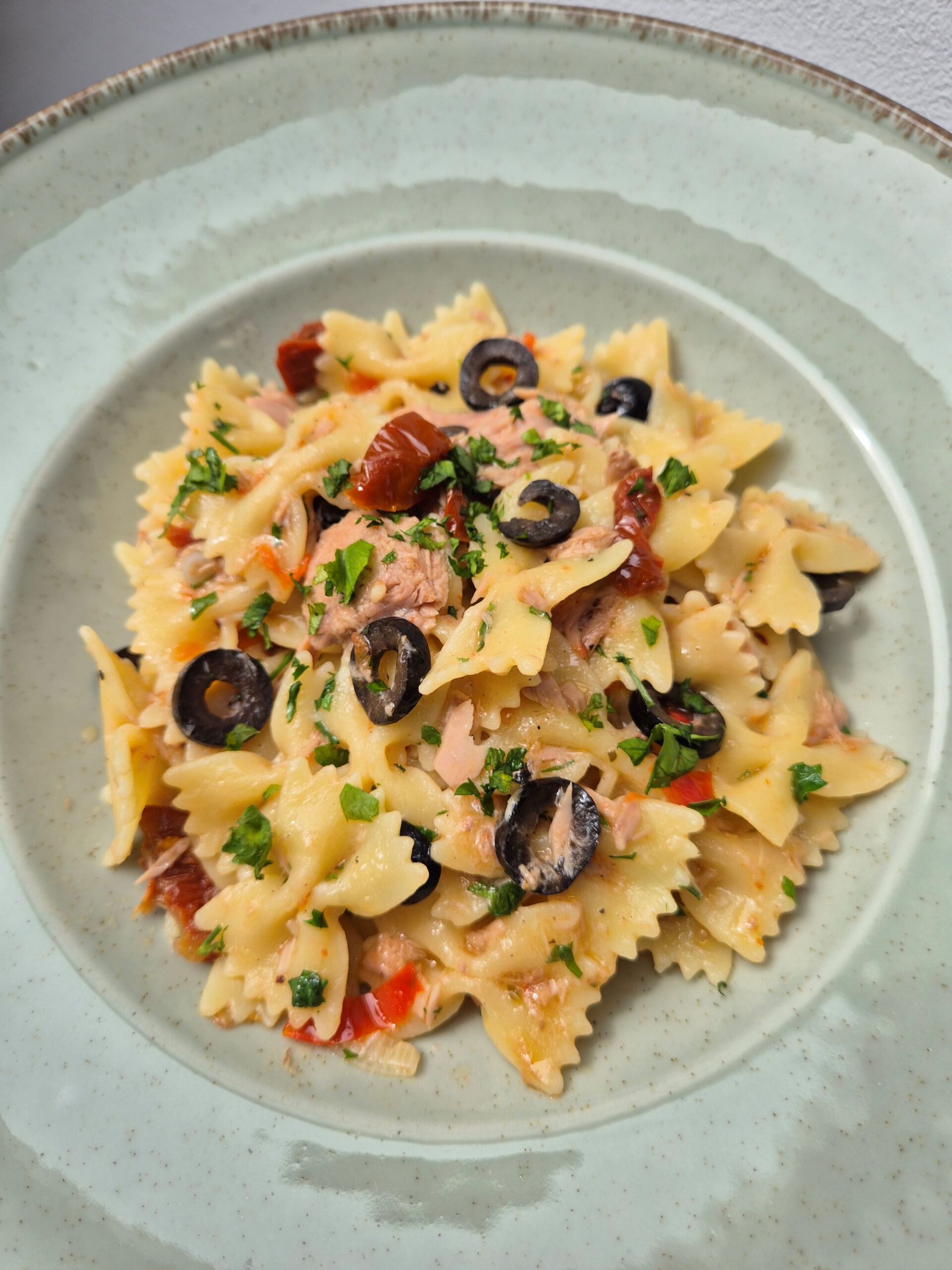 Mediterrán tonhalas tészta