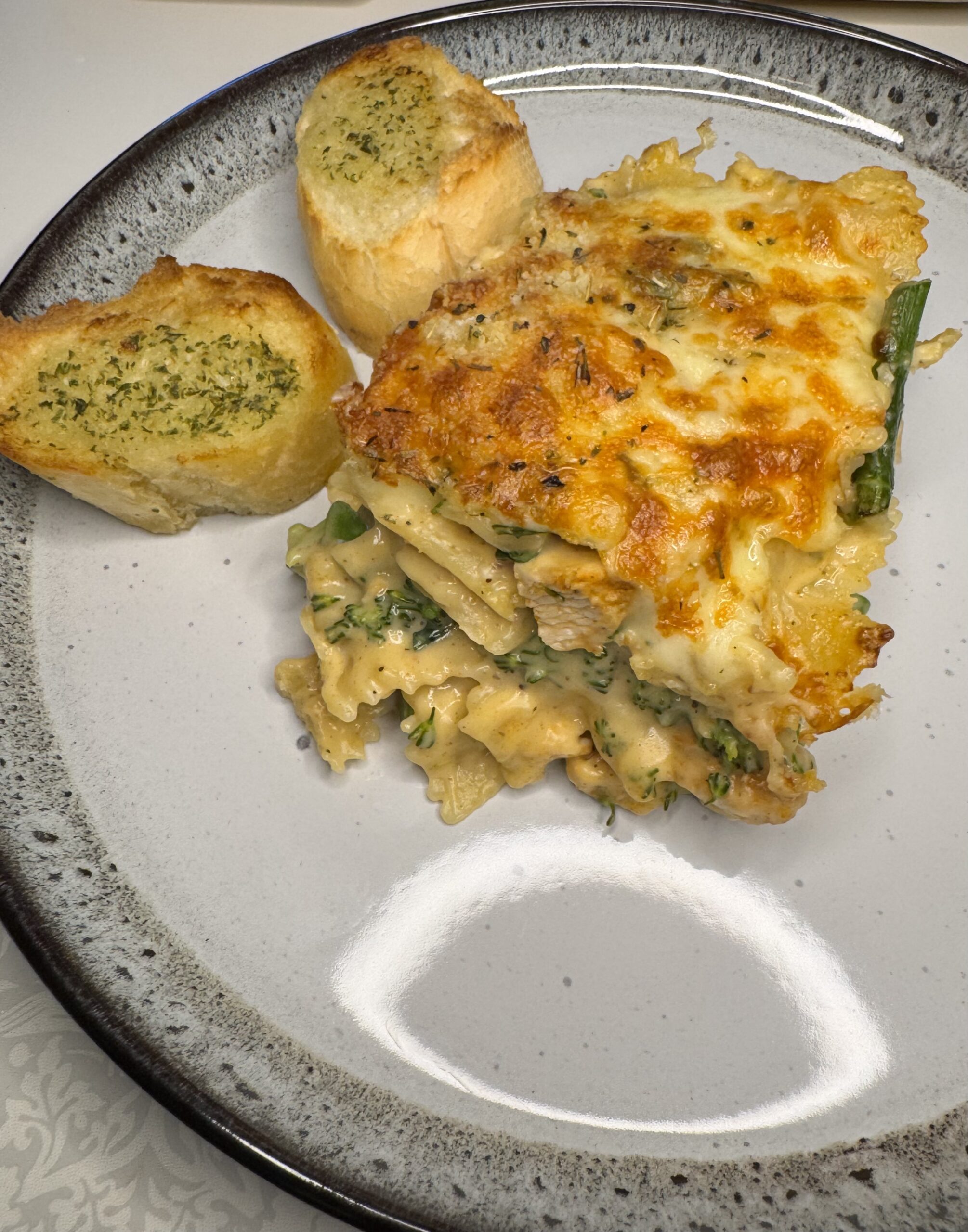 chicken broccoli pasta bake