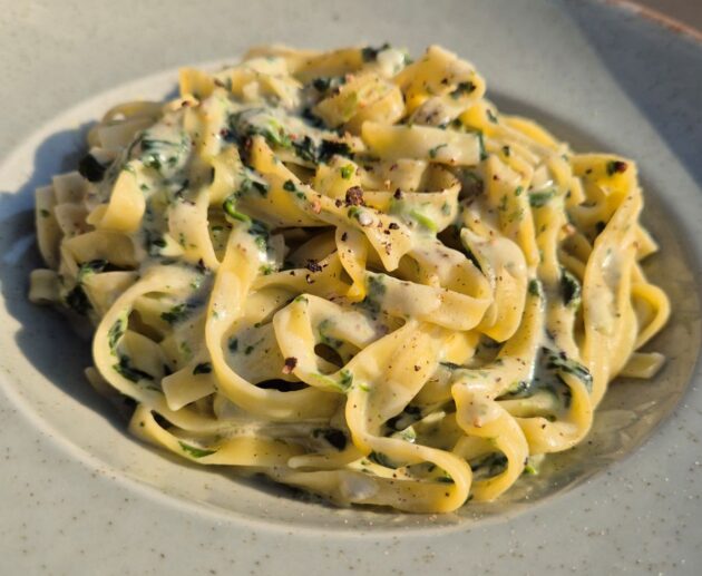 Krémes spenótos tagliatelle